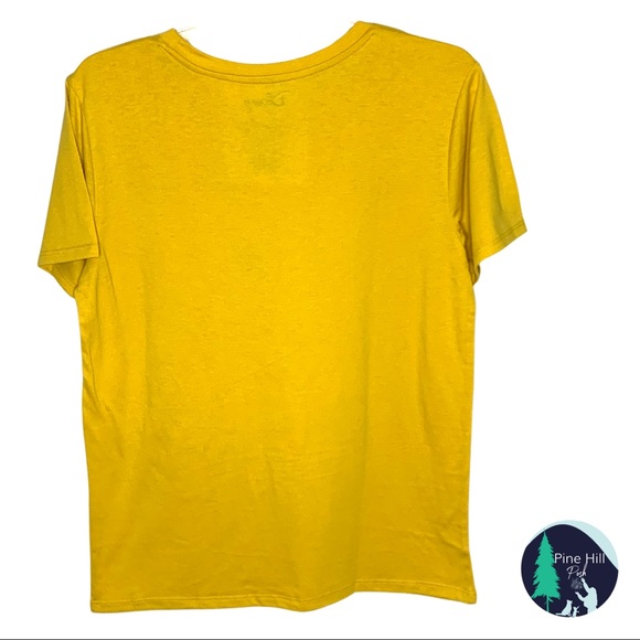 SOLD Disney Winnie the Pooh Honey T-Shirt Large Yellow Gold Short Sleeves EUC - Picture 2 of 6